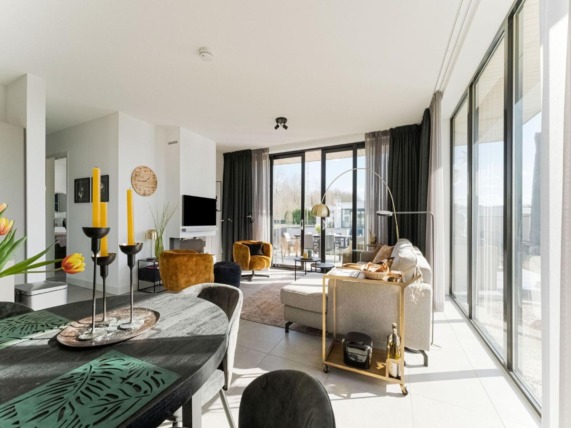 Family Villa With Garden And Jetty Zeewolde Bagian luar foto